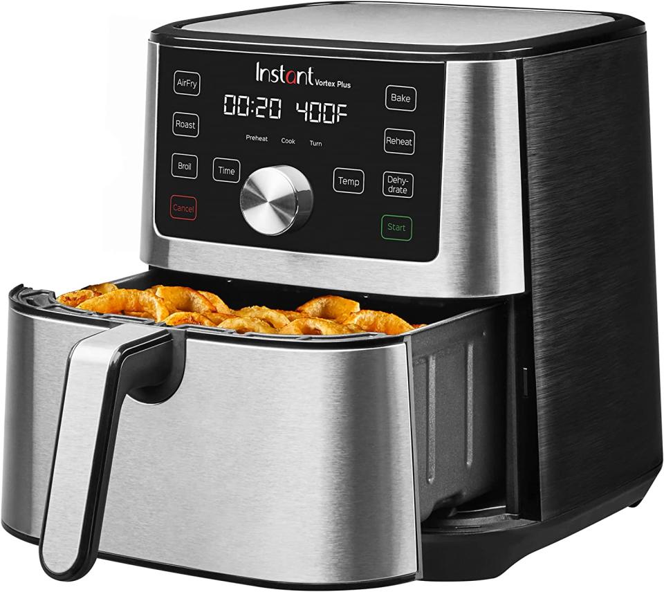 Get Cooking With This Instant Kitchen Gadget Sale With Up To 31% Off