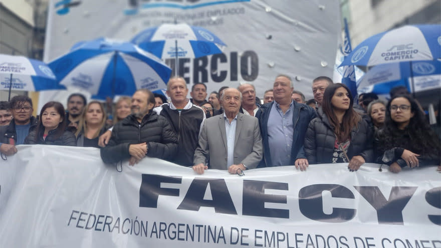 Armando Cavalieri destacó la relevancia del aporte sindical para el sostenimiento de los gremios.