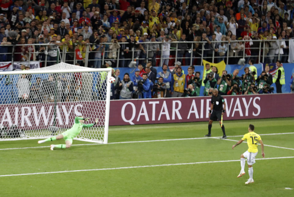 <p>Colombia’s Mateus Uribe’s shot hits the post and goes out, levelling the shoot-out up after England’s Jordan Henderson had seen his earlier effort saved by Colombia’s goalkeeper. </p>