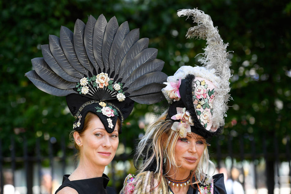 <p>Racegoers arrive at Ascot Racecourse for the Royal Ascot on June 20, 2017. (Toby Melville/Reuters) </p>