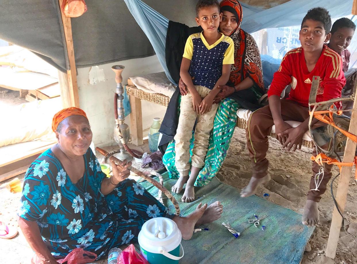 Nima Ahmed of Mocha, Yemen, is living with her children and grandchildren at the Markazi refugee camp in Djibouti. (Photo: United Nations High Commissioner for Refugees)