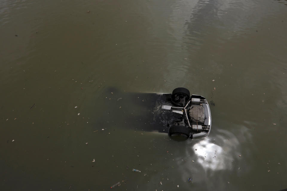 <p>A vehicle is seen floating on the sea after Typhoon Hato hits Macau, China, Aug. 24, 2017. (Photo: Tyrone Siu/Reuters) </p>