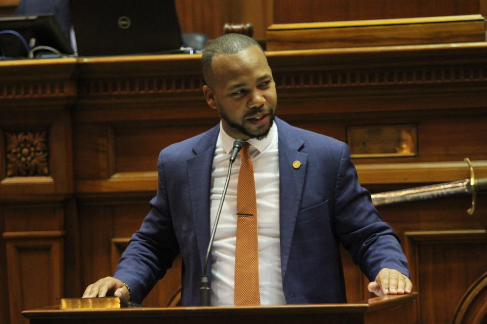  Sen. Deon Tedder, D-Charleston, addresses the Senate after he’s sworn in the opening day of the 2024 session Tuesday, Jan. 9, 2024, in Columbia, S.C. (File/Mary Ann Chastain/Special to the SC Daily Gazette)