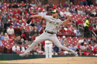 Milwaukee Brewers starting pitcher Eric Lauer throws during the first inning of a baseball game against the St. Louis Cardinals Thursday, May 26, 2022, in St. Louis. (AP Photo/Jeff Roberson)
