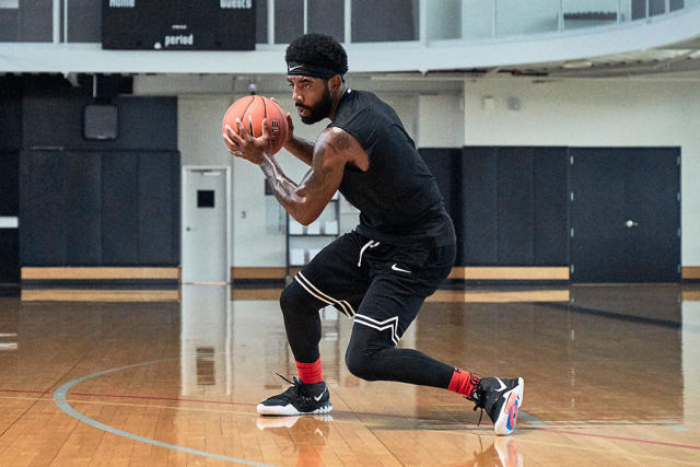 Video: Kyrie Irving Sends Duke Custom Sneakers