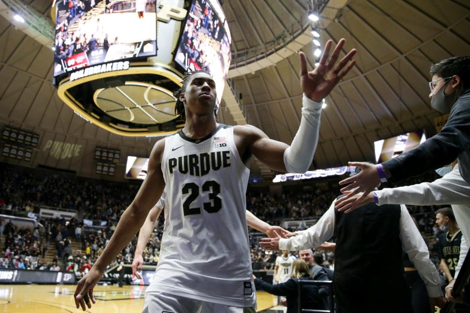 Purdue guard Jaden Ivey (23) high-fives spectators after Purdue defeated Nicholls State, 104-90, Wednesday, Dec. 29, 2021 at Mackey Arena in West Lafayette.