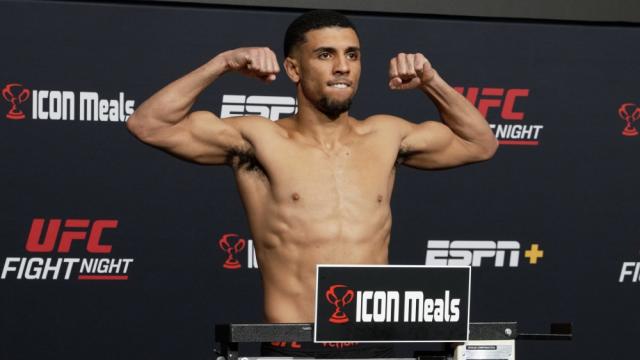 UFC Fight Night 228 weigh-in results: All 22 fighters hit marks in Las  Vegas - Yahoo Sports