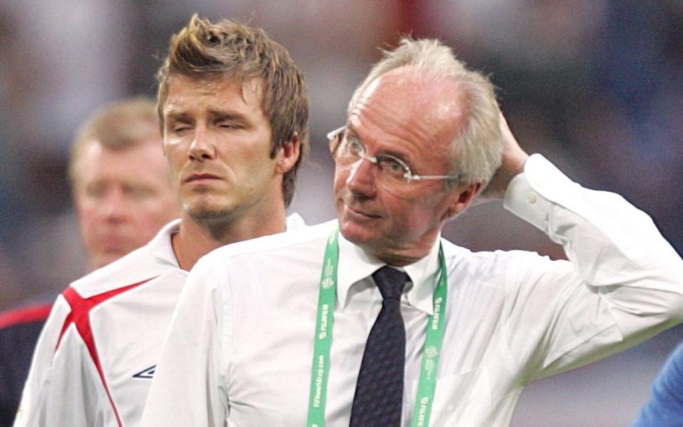 Sven-Goran Eriksson and David Beckham show their frustration