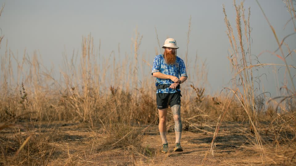 Starting at the most southerly point in South Africa, Cook ran all the way to Tunisia. - Guus Van Veen