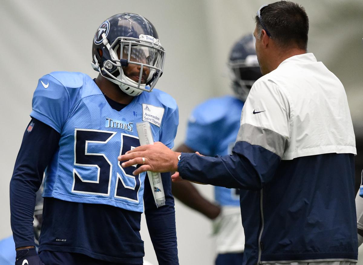 Tennessee Titans Linebacker Wesley Woodyard