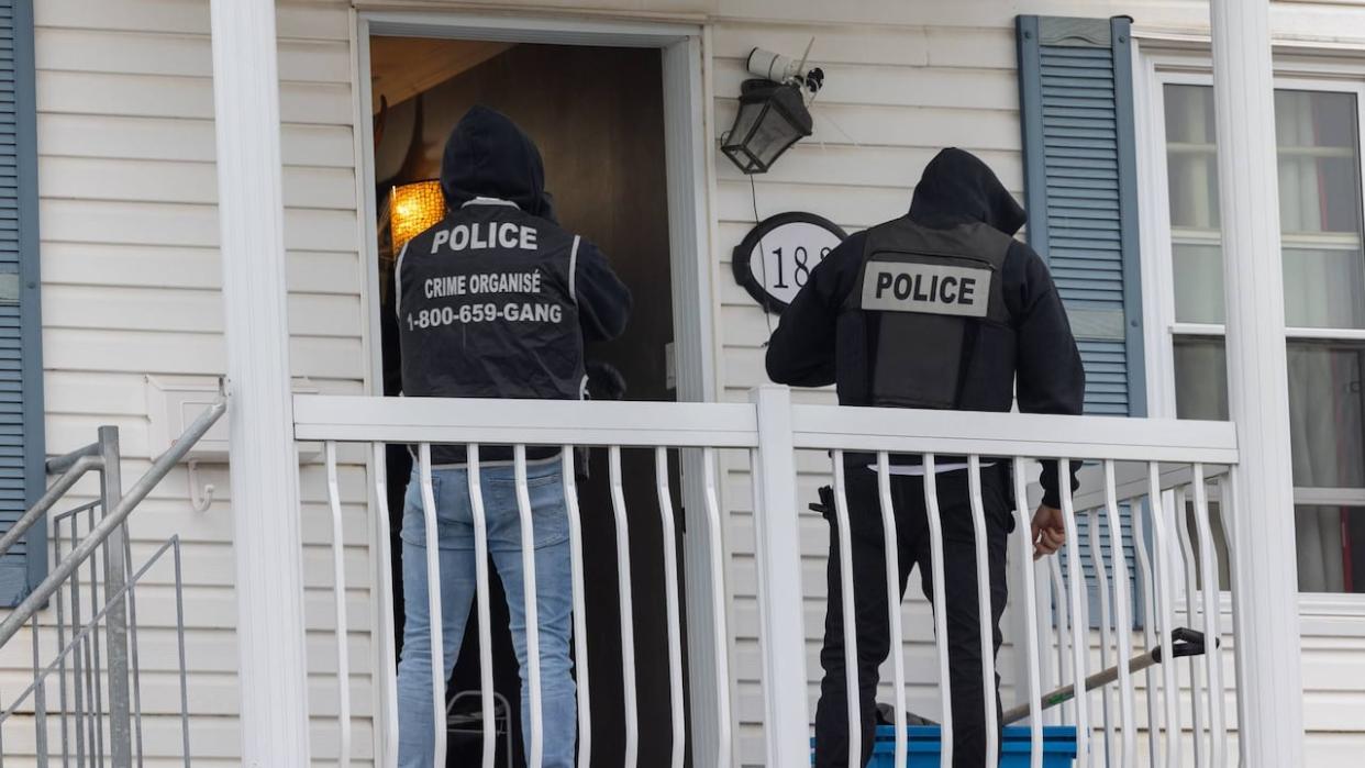 The operations are connected to the clashes between the Quebec chapter of the Hells Angels motorcycle gang and independent drug dealers.  (Steve Jolicoeur/Radio-Canada - image credit)