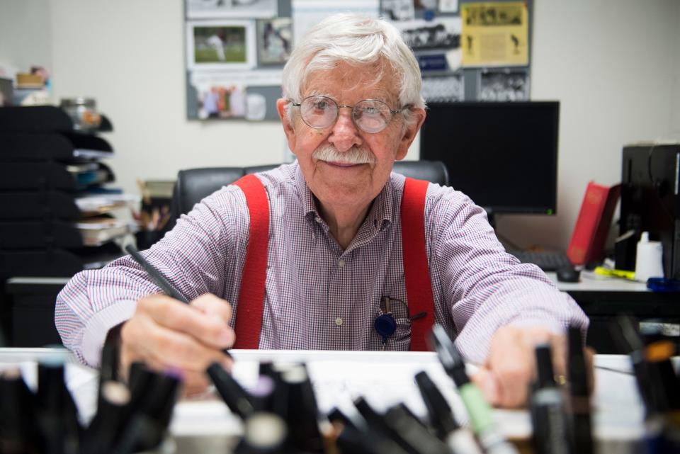 Retired News Sentinel cartoonist Charlie Daniel is receiving a Lifetime Achievement Award from the East Tennessee Writers Hall of Fame.