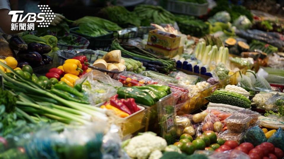 蔬菜有農藥殘留，食用前應清洗乾淨。（示意圖／shutterstock達志影像）