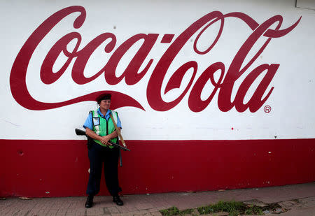 A police officer stands guard on a road during a protest against Nicaragua's President Daniel Ortega's government in Managua, Nicaragua June 14, 2018.REUTERS/Oswaldo Rivas