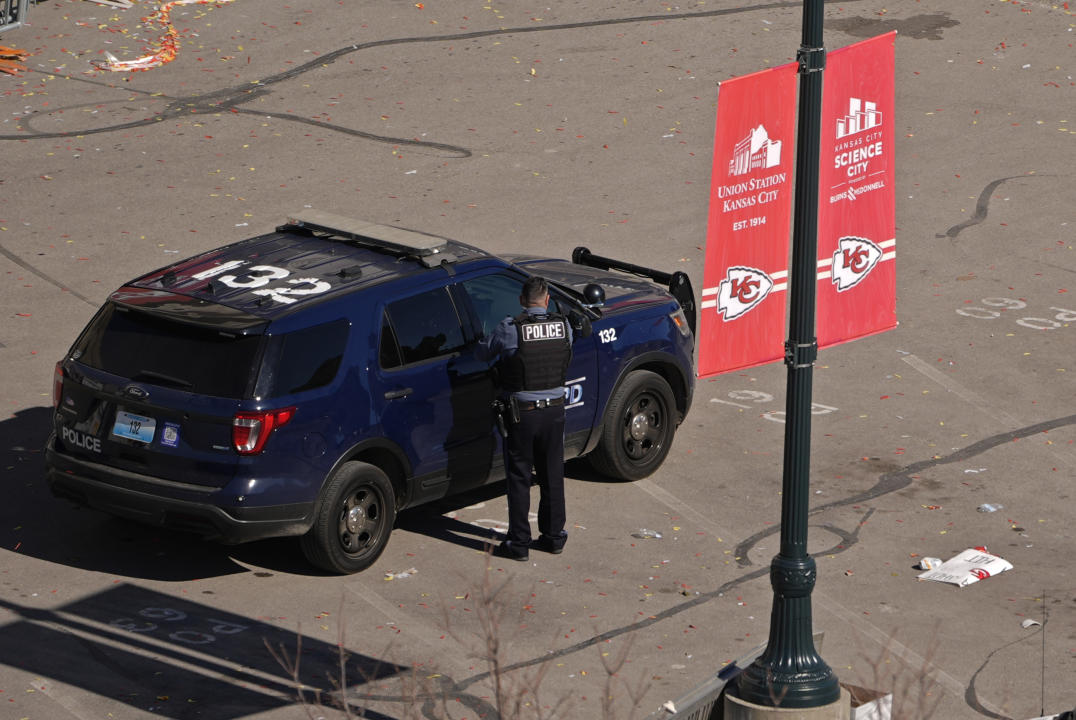 Police secure the scene outside of Union Station. (Charlie Riedel/AP)