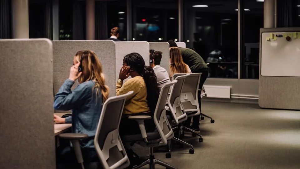 PHOTO: In this undated stock photo, people are seen working in an office. (STOCK PHOTO/Getty Images)