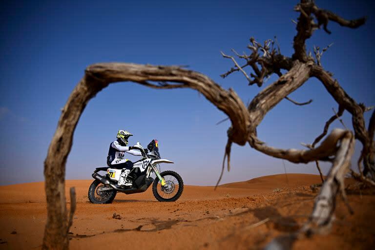 En 2023, Luciano Benavides ganó tres etapas del Rally Dakar y finalizó en el sexto puesto del clasificador general