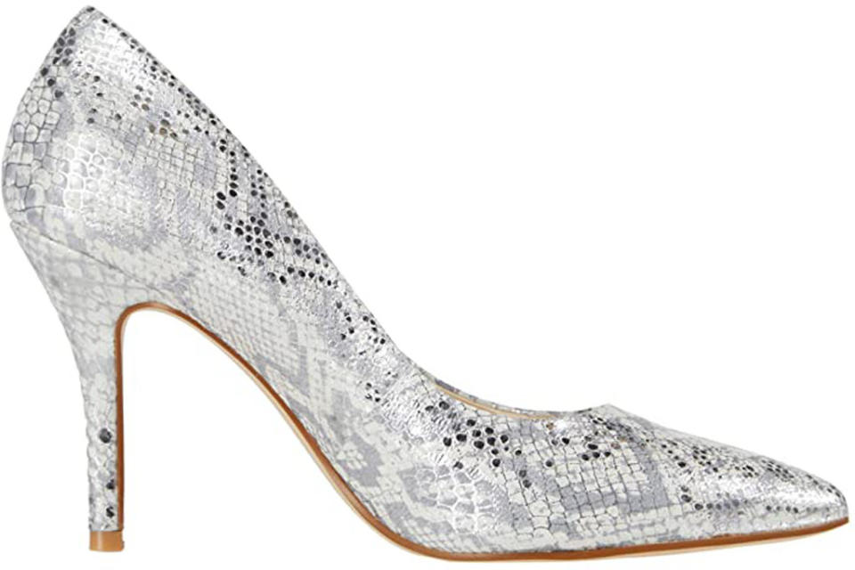 zappos, snake skin pump, grey pump