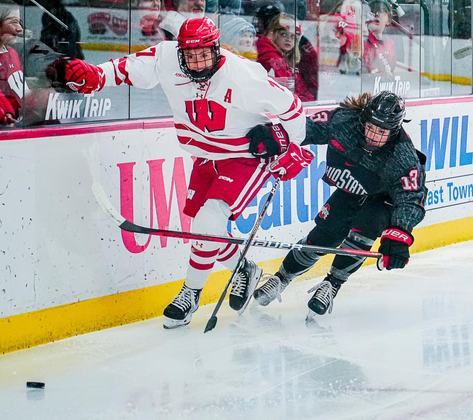 Wisconsin's Jesse Compher (7), shown in a game from earlier this season, finished with two goals and two assists in an NCAA Tournament win over Long Island Thursday in Hamilton, N.Y.