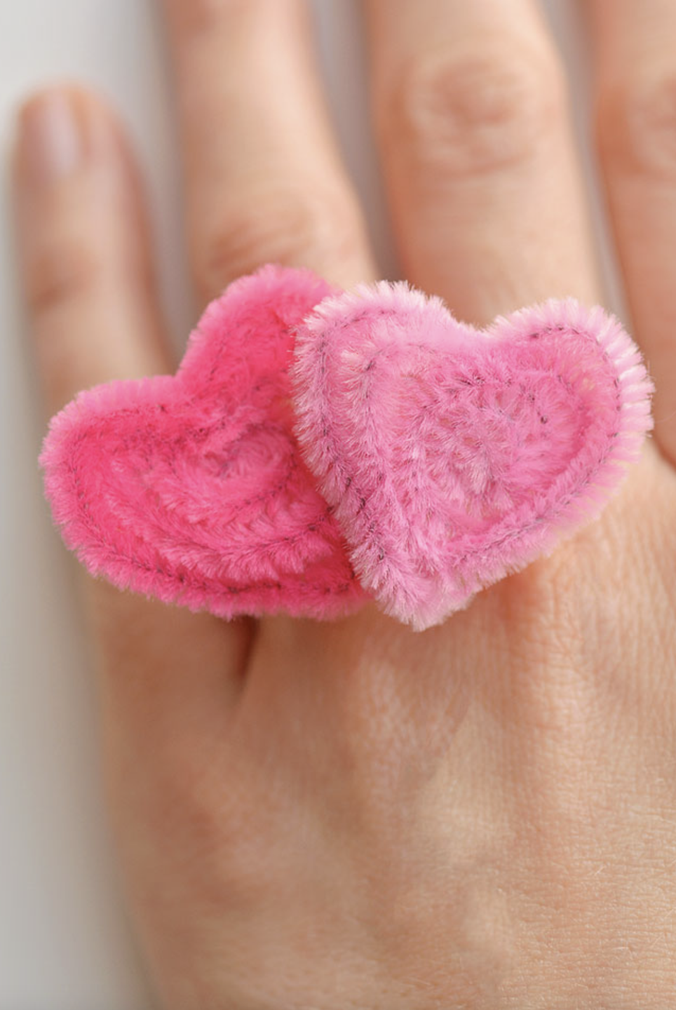 pipe cleaner heart ring craft