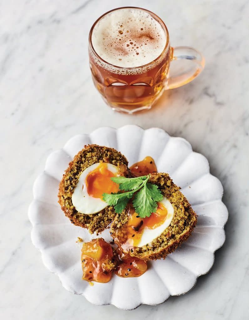 Scotch egg aux graines et au curry