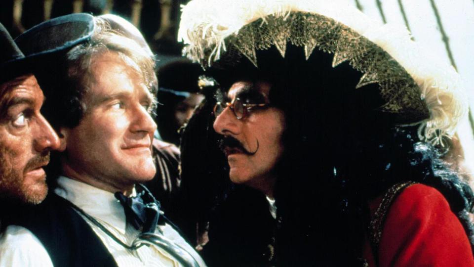 Robin Williams and Dustin Hoffman in 'Hook'. (Credit: TriStar)