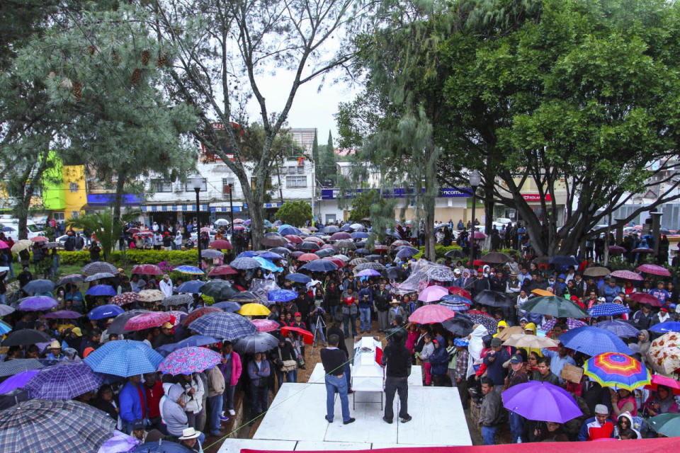 “La reforma educativa es un proceso que continúa y que no se va a detener y es un proceso que tiene como gran finalidad brindar una educación de calidad y excelencia a los millones de niños y niñas mexicanos”, dijo el martes Nuño en rueda de prensa.