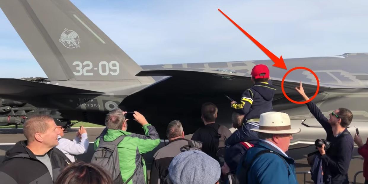 Airshow touching Italian air force F-35