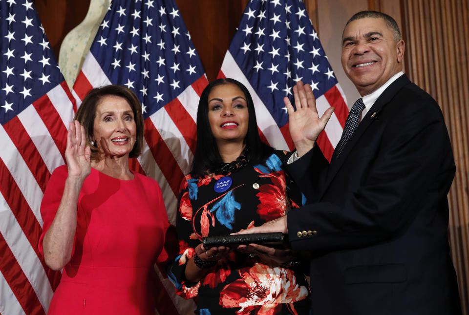 Clay (right) beat Bush in 2018. She's better financed and has more national endorsements this time. (Photo: ASSOCIATED PRESS)