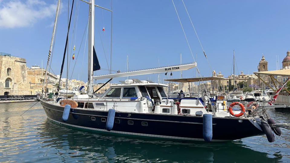 Blue Titan Sailing Yacht