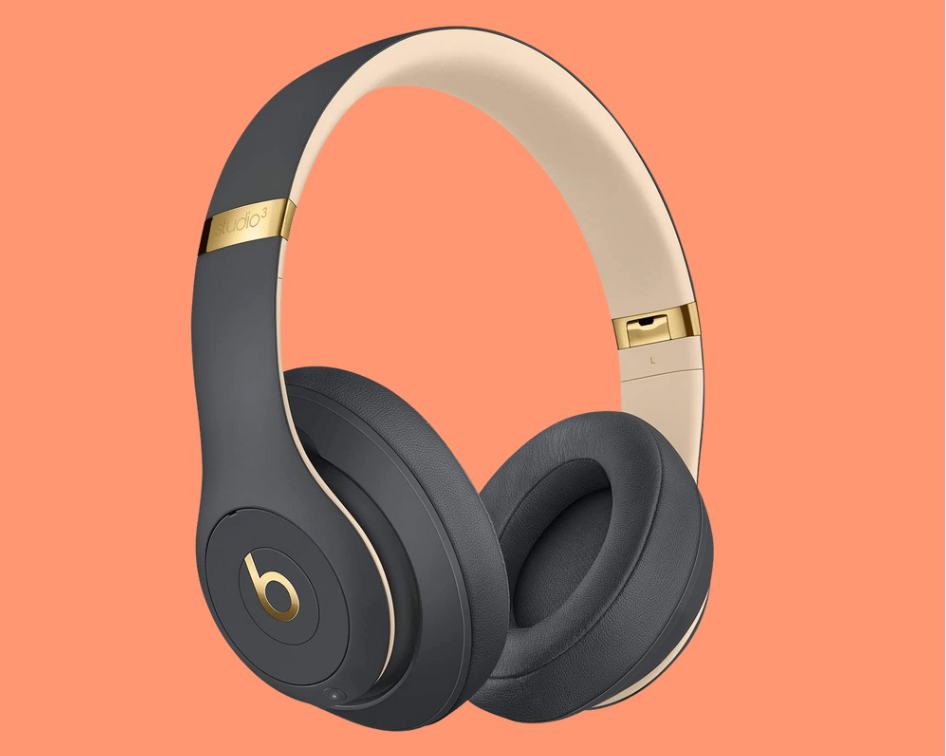 Get a bargain on Beats—these Studio3 headphones are more than 40% off. (Photo: Amazon)