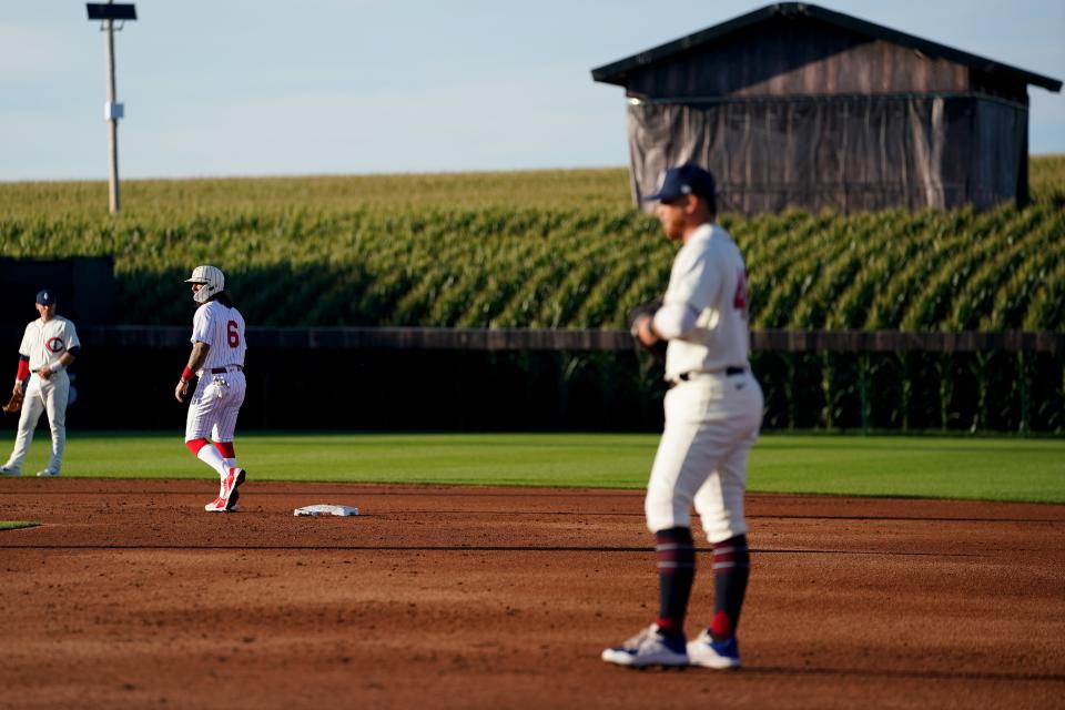 Cincinnati Reds second baseman Jonathan India (6) leads off of second base in the first inning during a baseball game against the Chicago Cubs, Thursday, Aug. 11, 2022, at the MLB Field of Dreams stadium in Dyersville, Iowa.