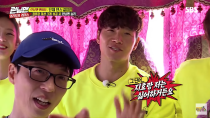 《Running Man》9週年特輯將打造粉絲見面會，成員們為了團體舞蹈跳自己喜歡的歌，將挑戰製作組的任務，只要在300分鐘內在8個任務車站，成功3個即可獲勝。