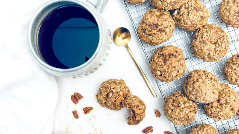 pecan cookies on cooling rack with coffee