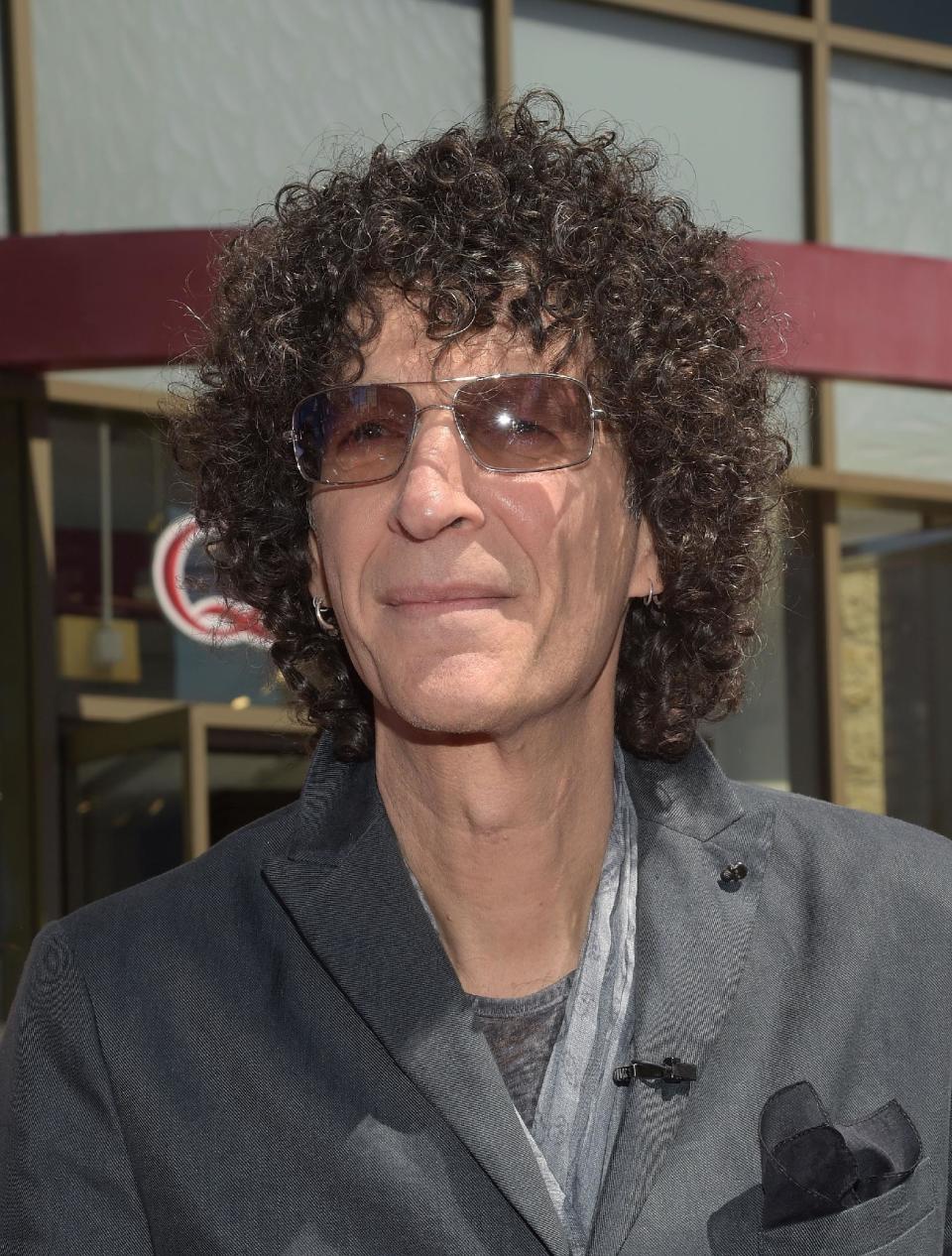 Den Sprung in die Top 5 der Bestverdiener des letzten Jahres schafft Radiotalker Howard Stern, der mit seiner Kultsendung "The Howard Stern Show" schon seit fast dreißig Jahren die Zuhörer begeistert. Genug um 95 Millionen Dollar einzufahren.