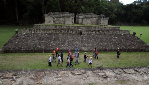 Los arqueólogos creen que el colpaso de la antigua sociedad de Copán fue tan rápido que los mayas abandonaron armas y dejaron edificios inacabados. (AFP | orlando sierra)