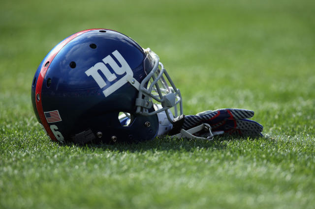 Giants claim two WRs off of waivers from Ravens