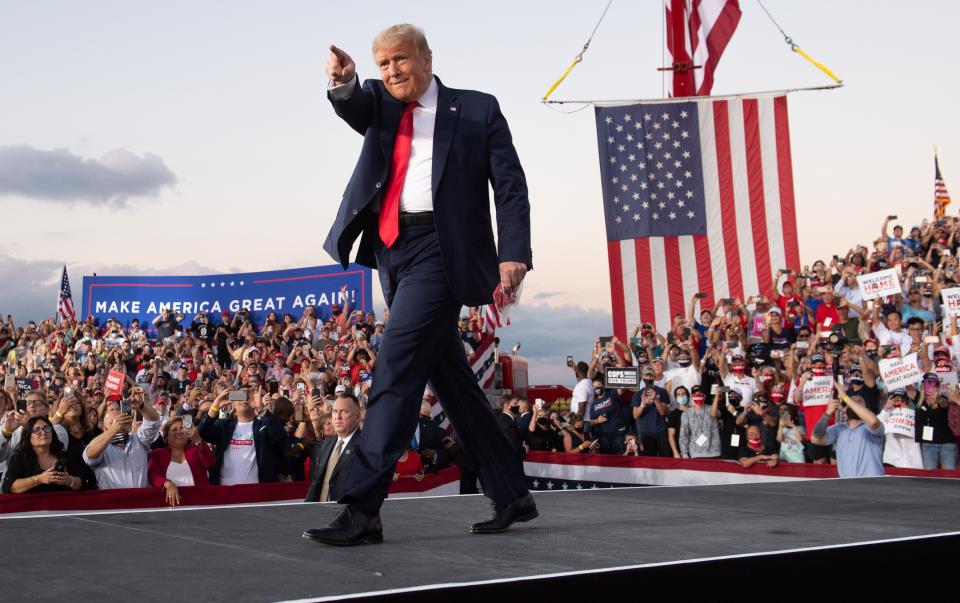 Donald Trump campaigns in Sanford, Florida, on Oct. 12, 2020. (Photo: SAUL LOEB/AFP via Getty Images)