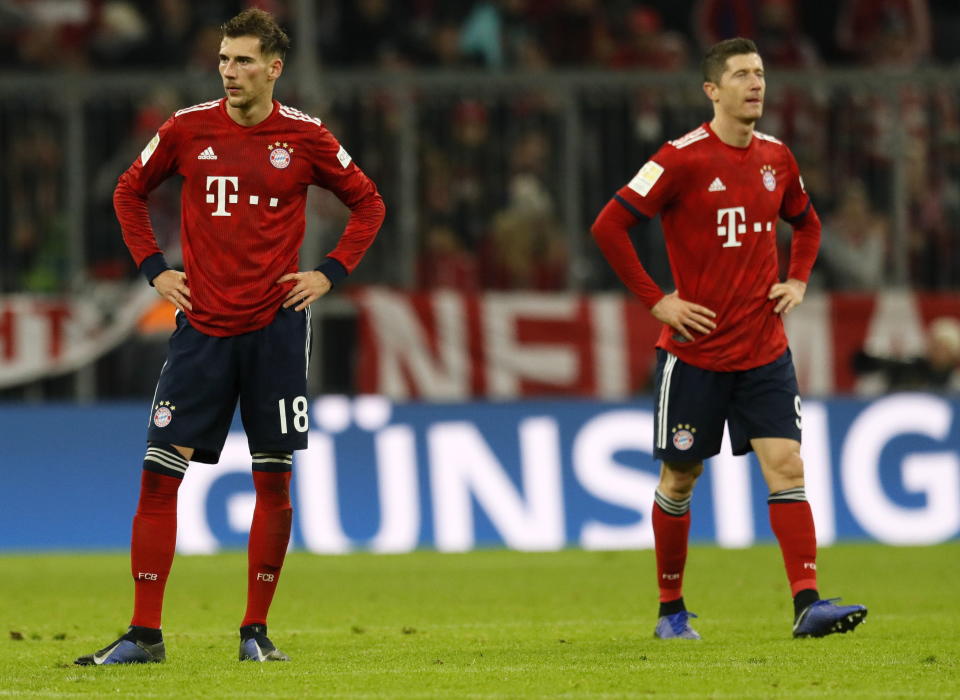 Bayern’s Leon Goretzka, left, and Robert Lewandowski were none too happy with Saturday’s result. (EFE)