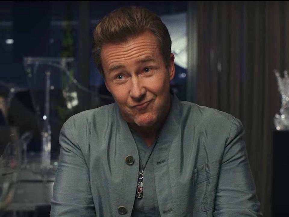 Edward Norton in ‘Glass Onion’ (YouTube)