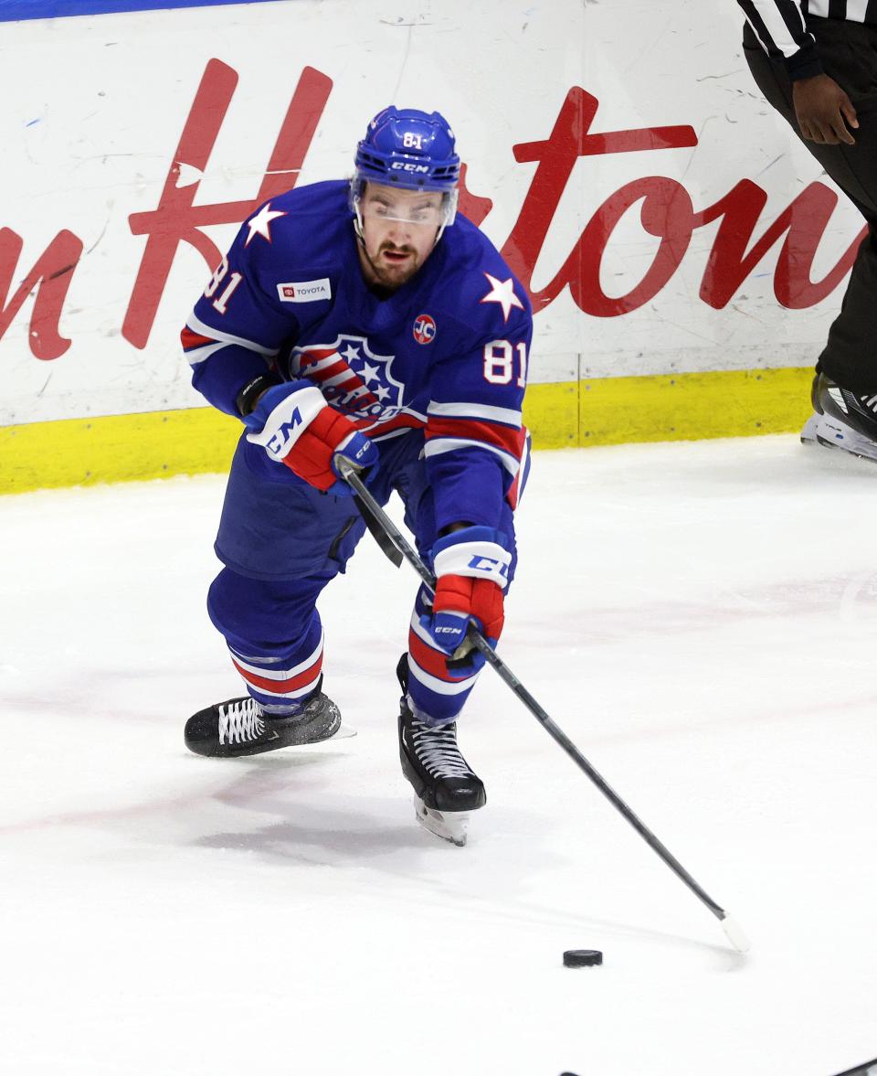 Brett Murray, one of the Amerks most dependable two-way players, has started to find his scoring touch.