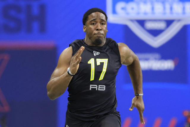 Why you should draft a running back in the first round of your