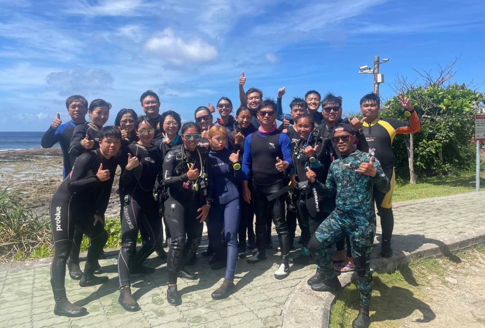 臺東大學體育系培訓潛水人才，投入海洋保育志工團隊齊力守護海洋環境。
