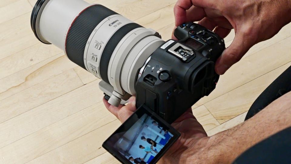 Canon EOS R5 II prático