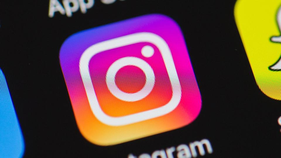 Instagram gibt Nutzern neue Möglichkeiten, sich vor Direktnachrichten Unbekannter mit Hassrede und Beleidigungen zu schützen.