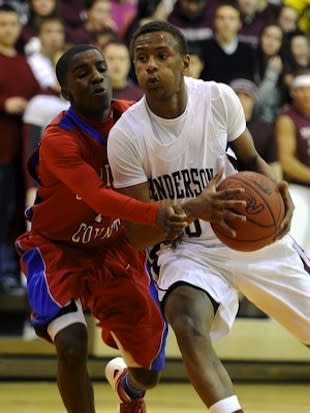 Henderson County basketball player Gavont Baker — Twitter