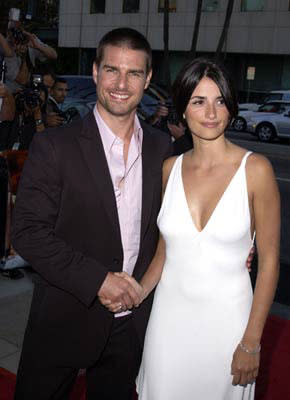Tom Cruise and Penelope Cruz at the Beverly Hills premiere of Universal's Captain Corelli's Mandolin