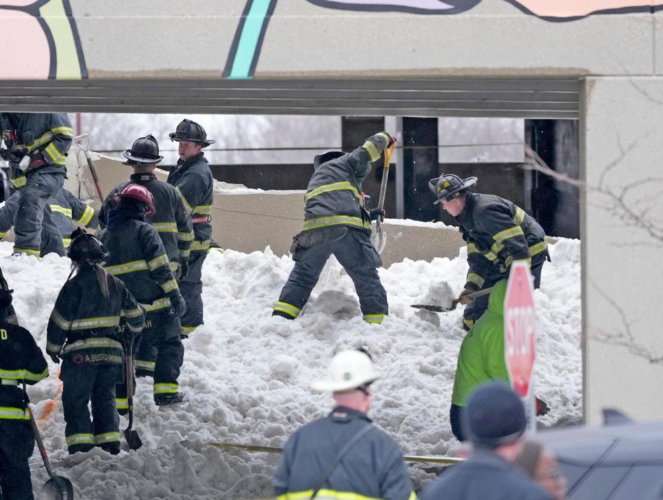 What We Know And What We Don T Know About The Partial Parking Garage Collapse At Bayshore Mall