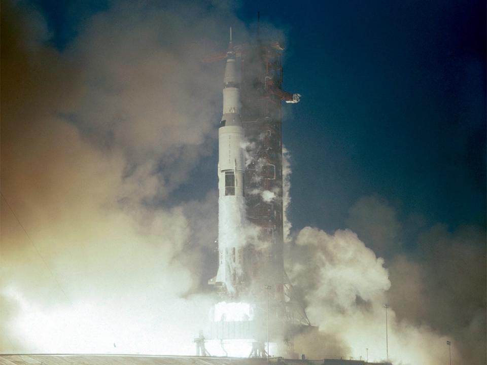 apollo 12 launch