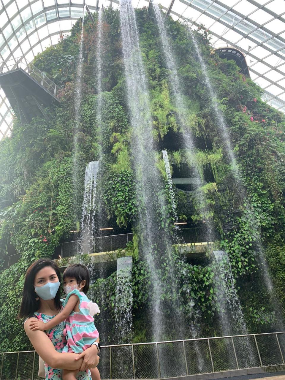 Karman平日的消遣活動主要是帶女女去動植物公園、郊遊徑。